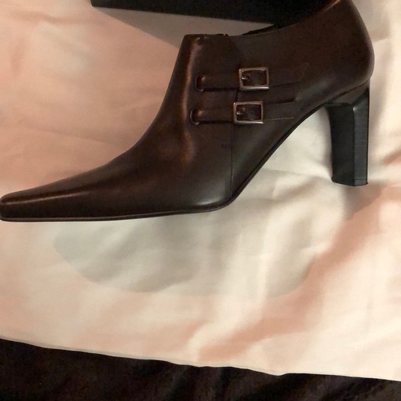 Gruppo Italiano Brown Leather Bootie-Size 9B - Picture 3 of 3
